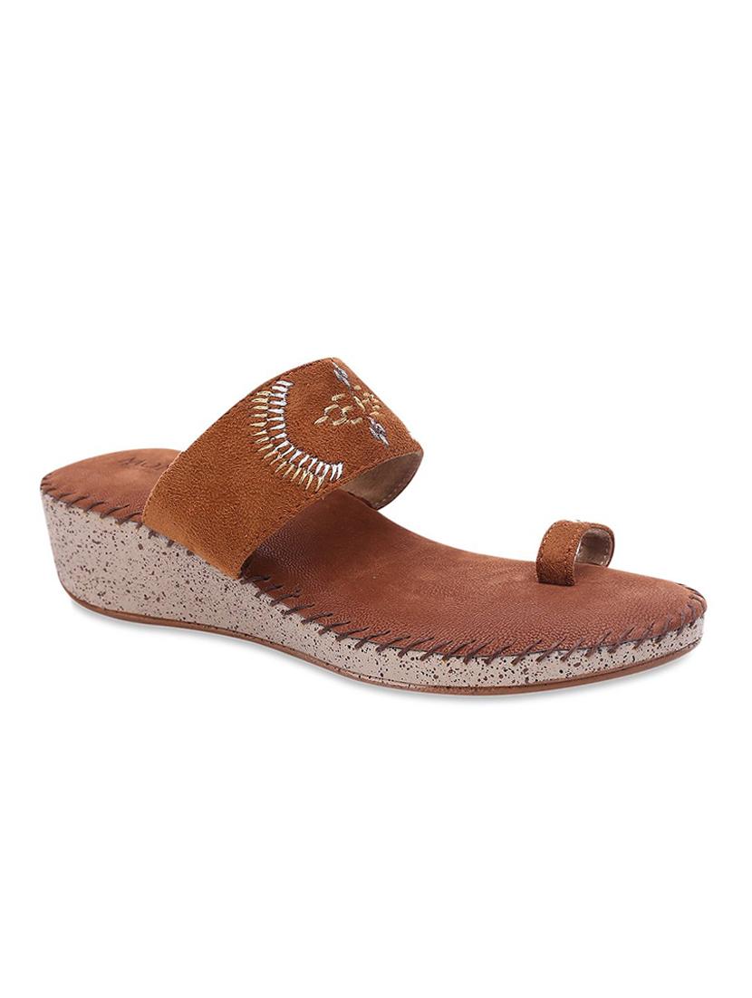 tan one toe wedges - 16779553 - Zoom Image - 1