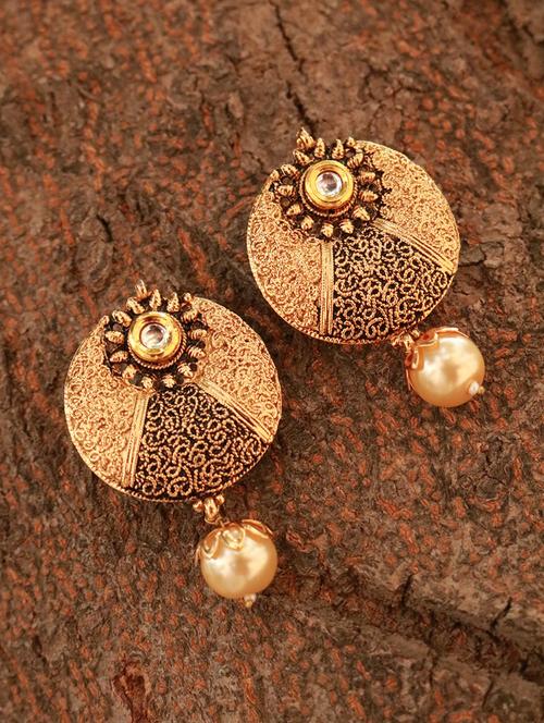 gold metal drop earring - 16780225 - Standard Image - 1