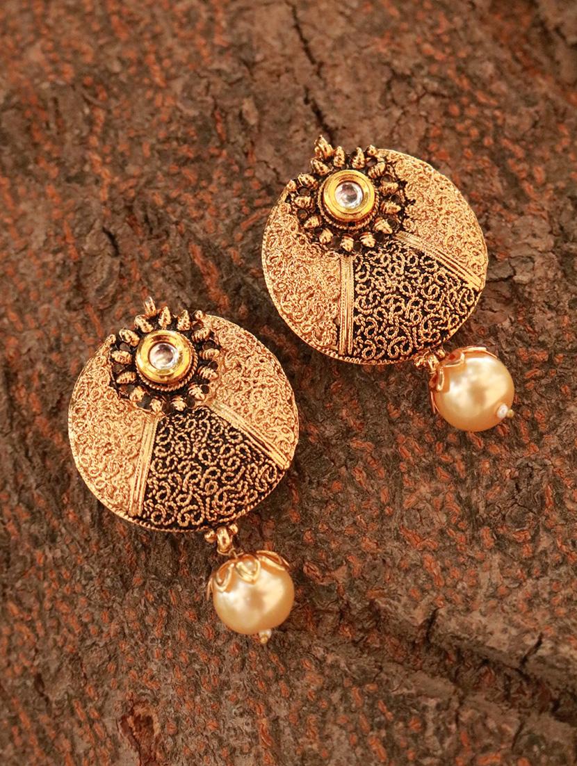 gold metal drop earring - 16780225 - Zoom Image - 1