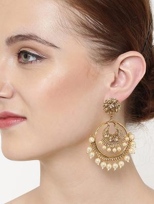 gold metal drop earring - 16780323 - Standard Image - 4