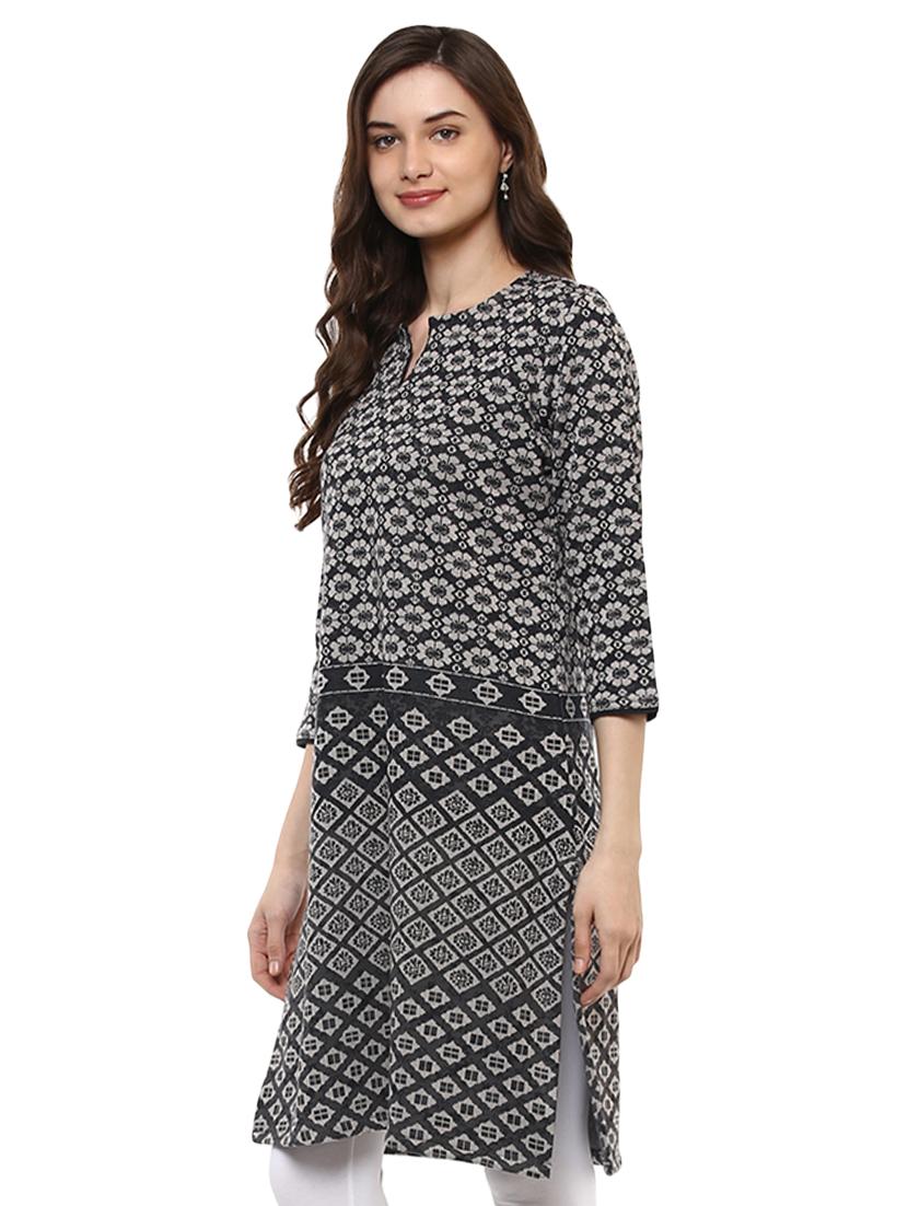 floral straight kurta - 16781910 - Zoom Image - 2
