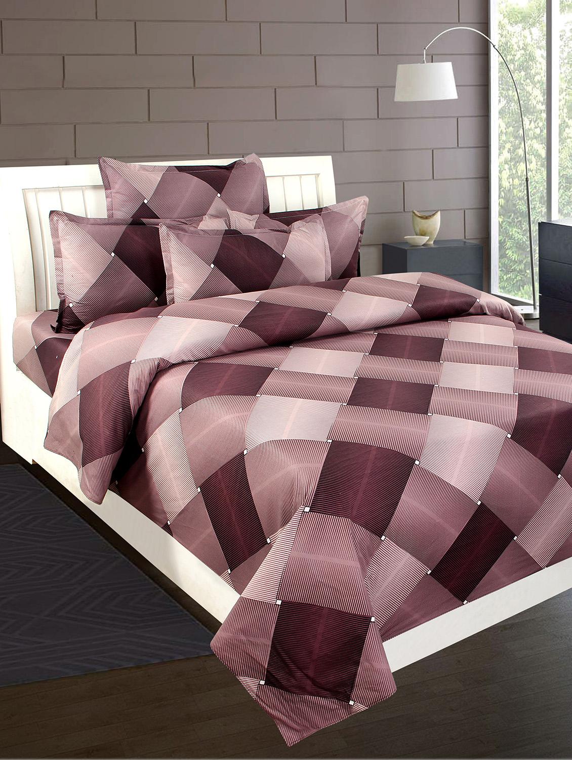cotton double bedsheet with 2 matching pillow covers - 16783104 - Zoom Image - 1
