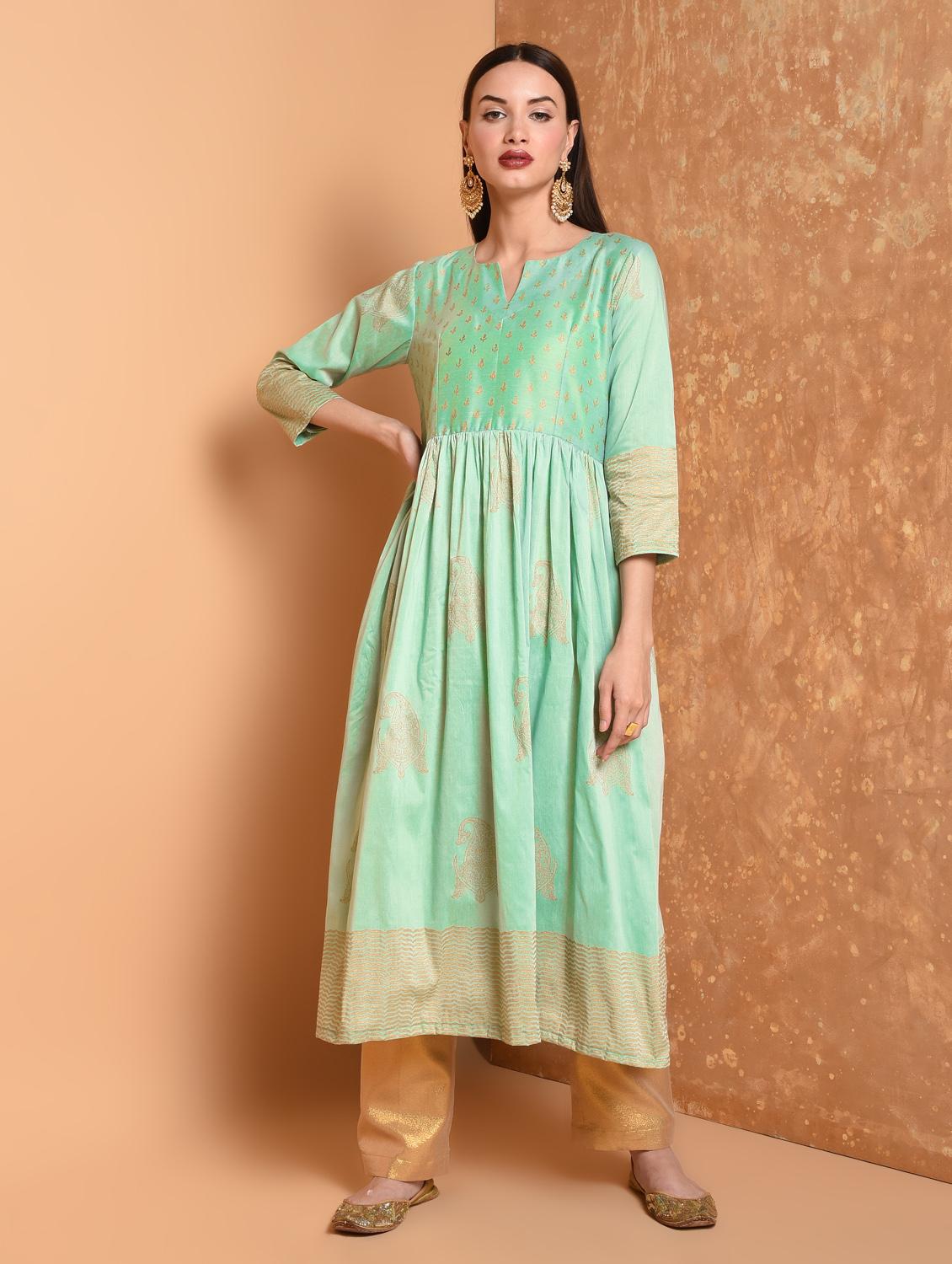 gold print flared kurta - 16784412 - Zoom Image - 1