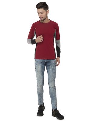 maroon color block t-shirt - 16784415 - Standard Image - 4