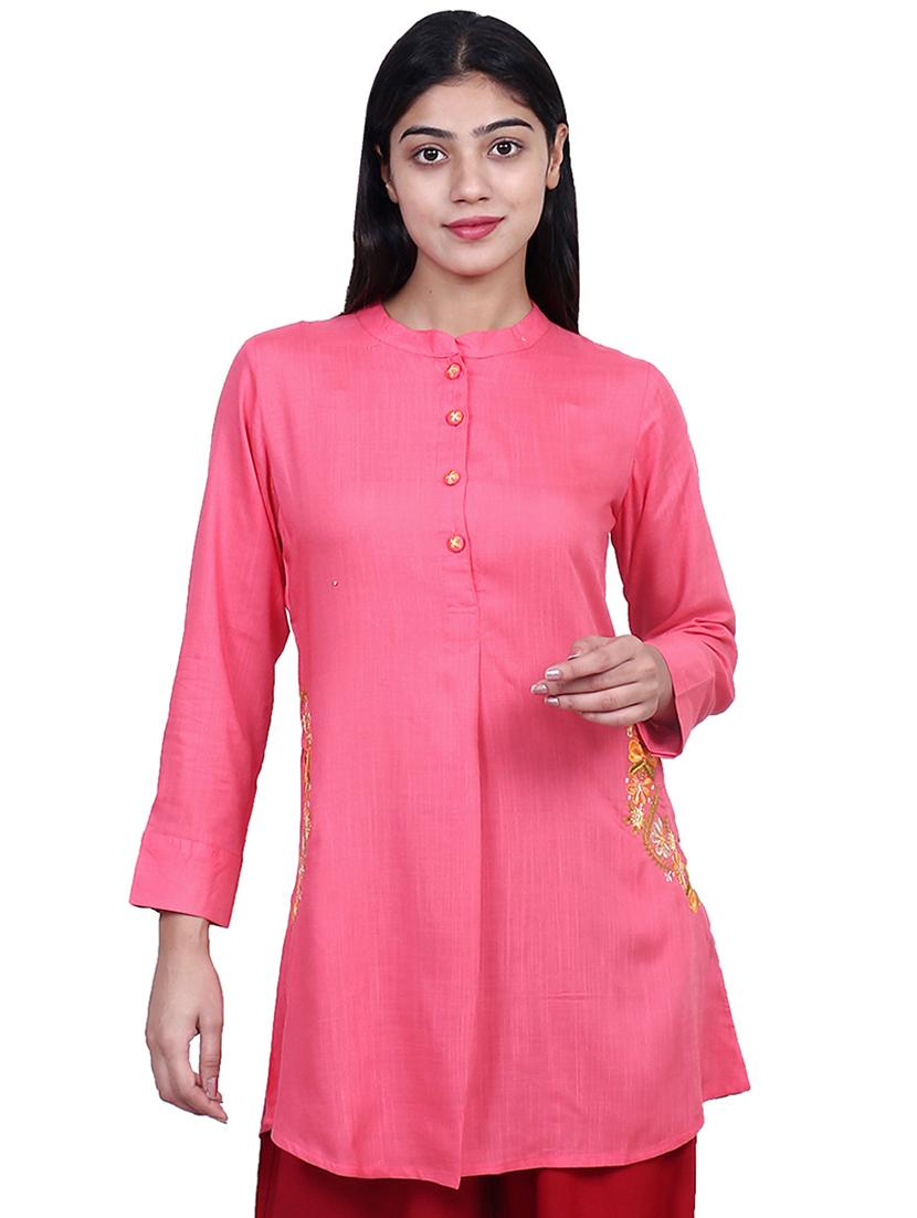 embroidered a-line kurta - 16788630 - Zoom Image - 1