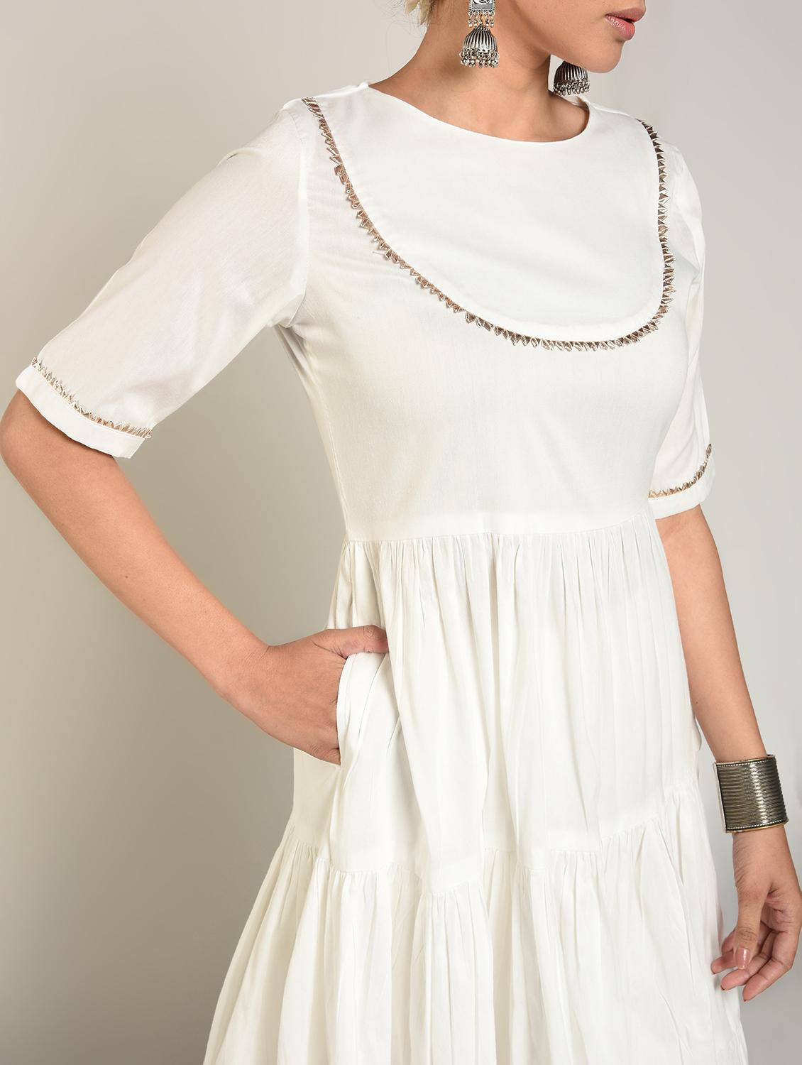 solid tiered flare kurta - 16797492 - Zoom Image - 4