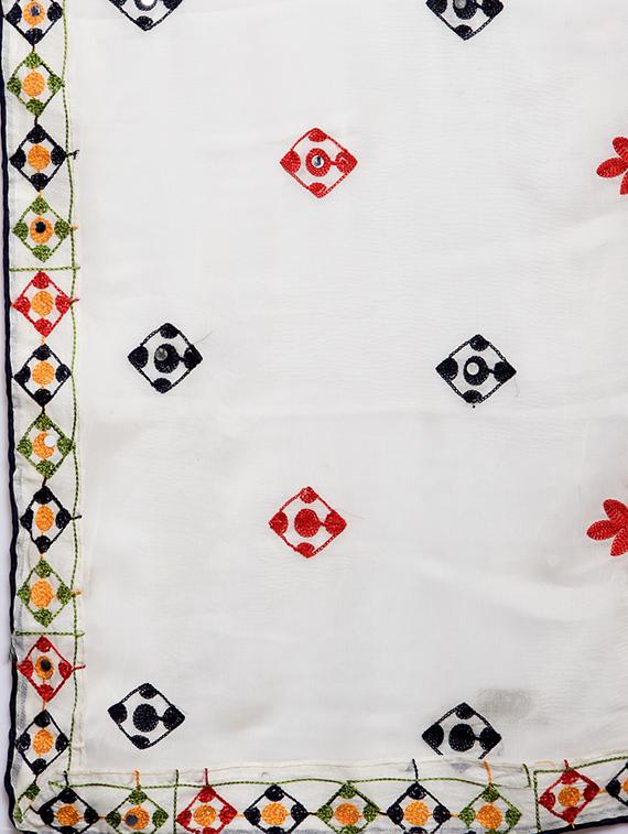 cream chanderi cotton patiyala suits unstitched suit - 16798471 - Zoom Image - 5