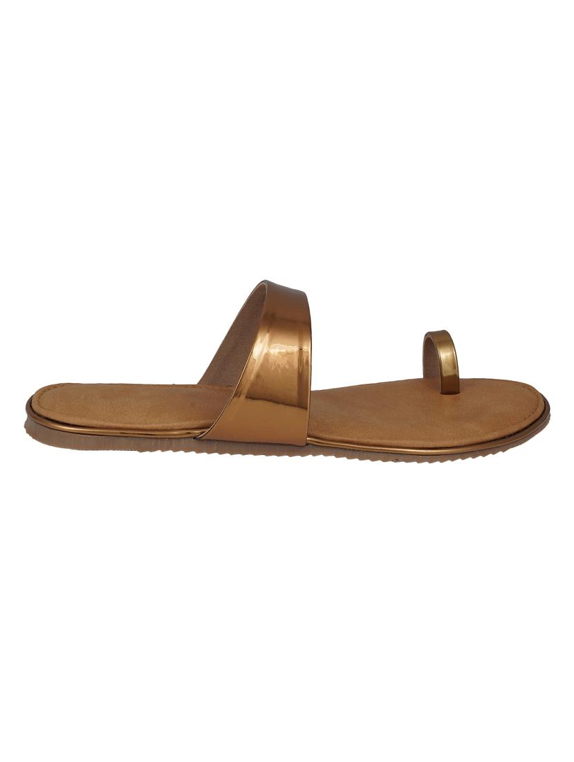 gold one toe sandals - 16802554 - Zoom Image - 2