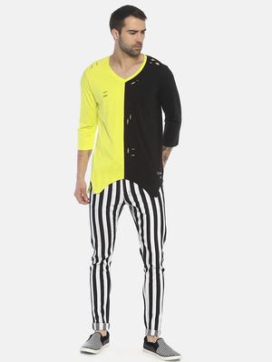 black color block ripped t-shirt - 16803078 - Standard Image - 4
