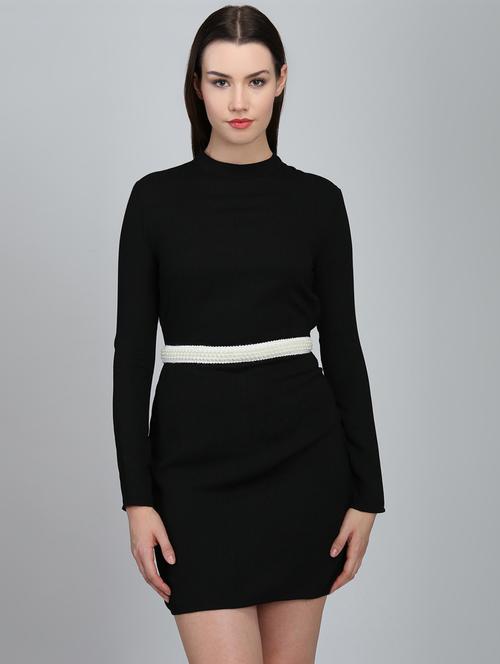 low cut back pearl embellished dress - 16804627 - Very Small Image - 1