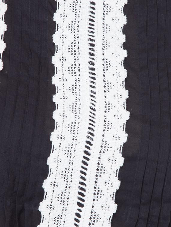 round neck lace detail top - 16805098 - Zoom Image - 4