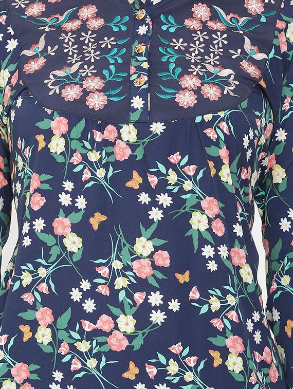 floral a-line kurti - 16808412 - Zoom Image - 4