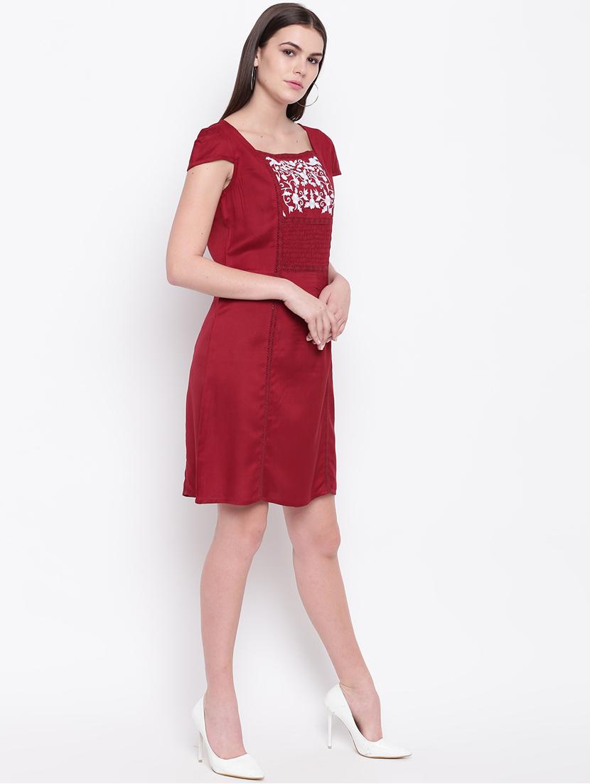 square neck embroidered detail a-line dress - 16810012 - Zoom Image - 4