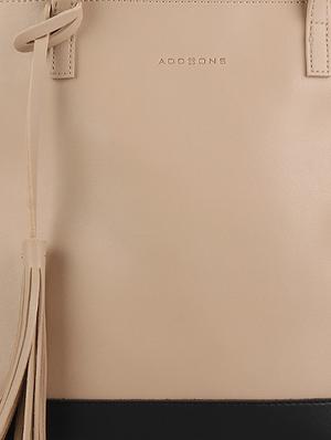 beige leatherette regular tote - 16810353 - Standard Image - 4