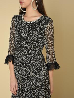 lace detail floral maxi dress - 16810974 - Standard Image - 5