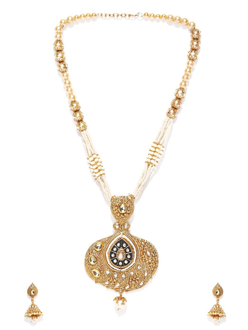 gold metal short necklace - 16811581 - Zoom Image - 2