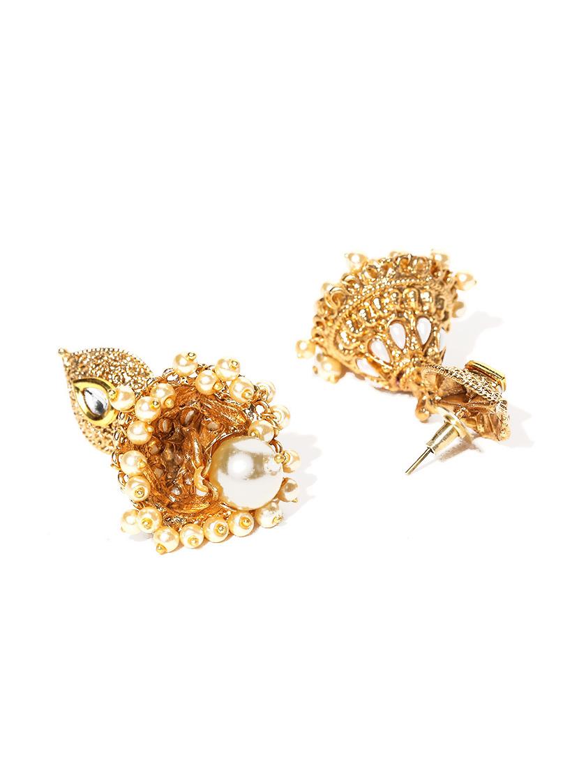gold metal short necklace - 16811581 - Zoom Image - 3