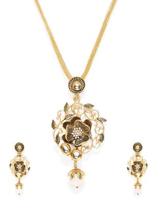 gold metal long necklace - 16811591 - Standard Image - 2