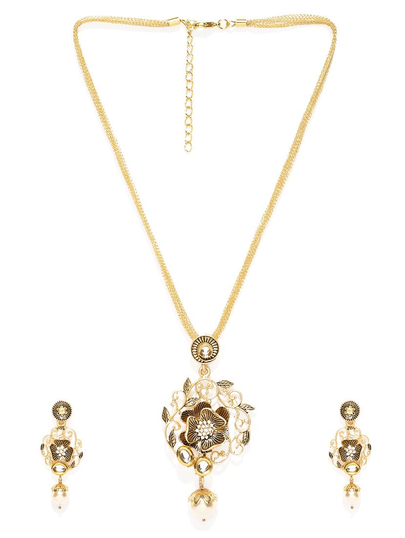 gold metal long necklace - 16811591 - Zoom Image - 3