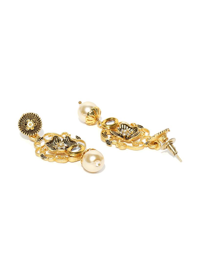 gold metal long necklace - 16811591 - Zoom Image - 4