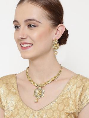 gold plated short necklace - 16811629 - Standard Image - 5