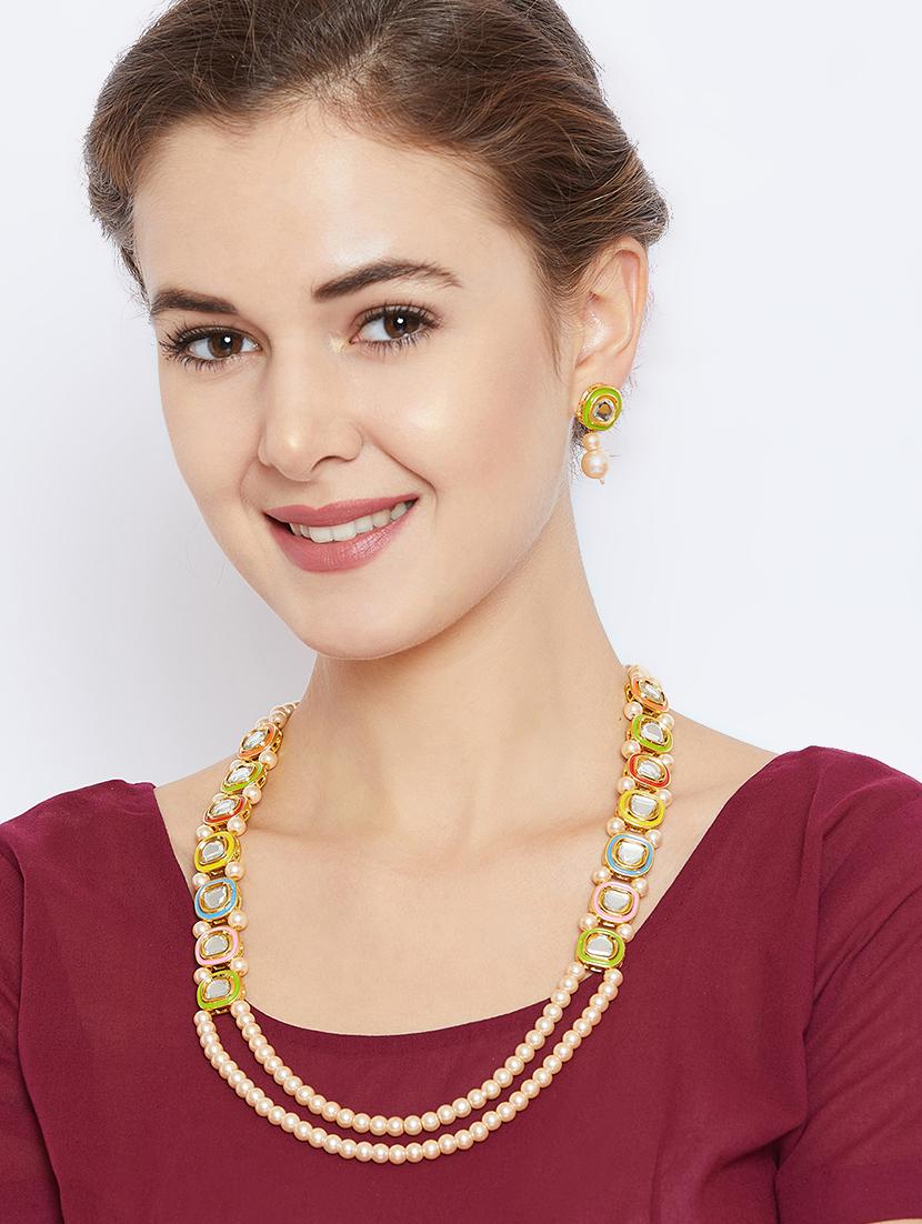 gold metal short necklace - 16811644 - Zoom Image - 5