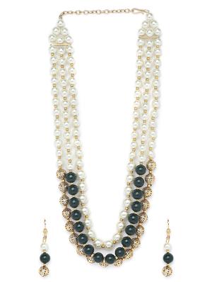 gold metal short necklace - 16811650 - Standard Image - 2