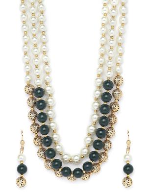 gold metal short necklace - 16811650 - Standard Image - 3