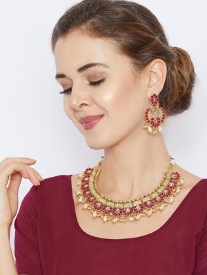 red gold metal short necklace - 16811657 - Standard Image - 5
