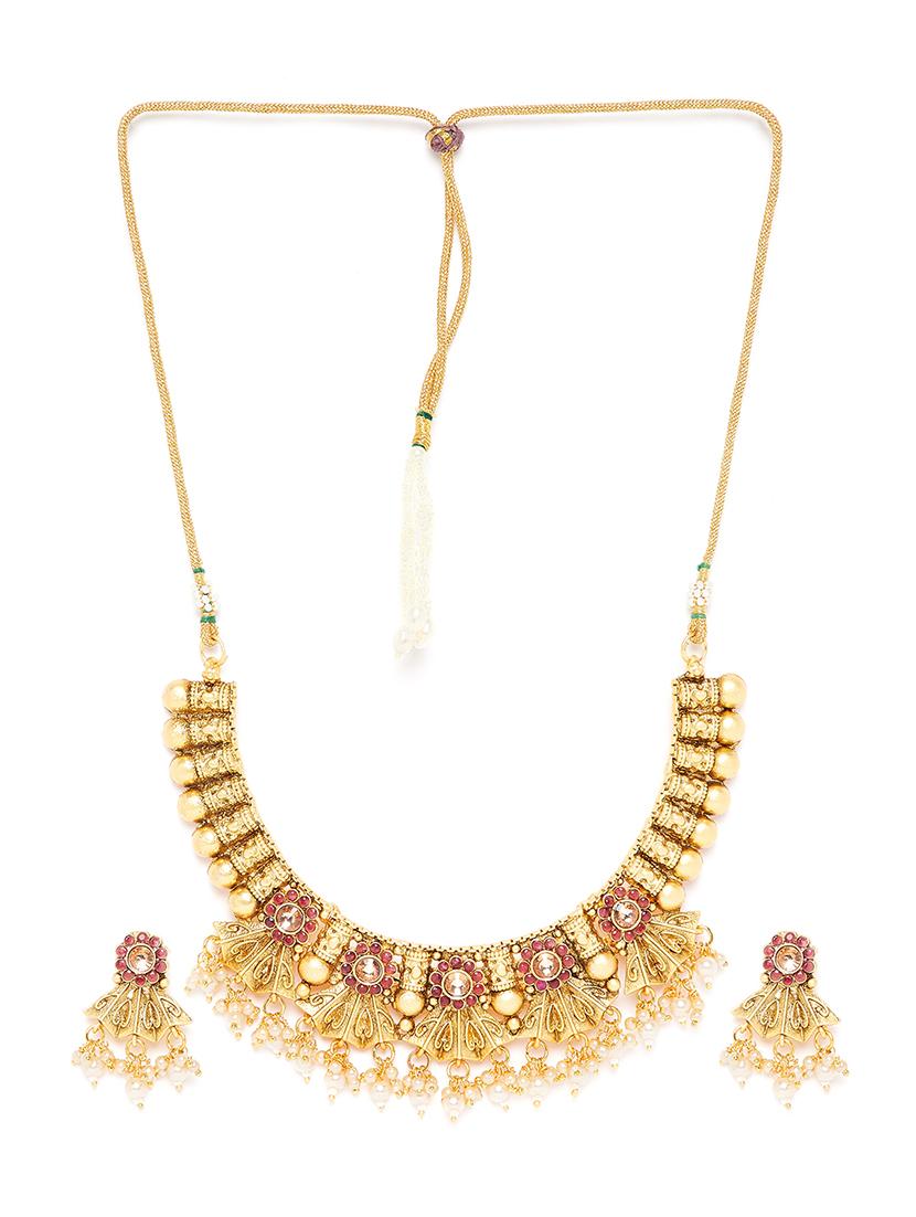 gold metal short necklace - 16811659 - Zoom Image - 3