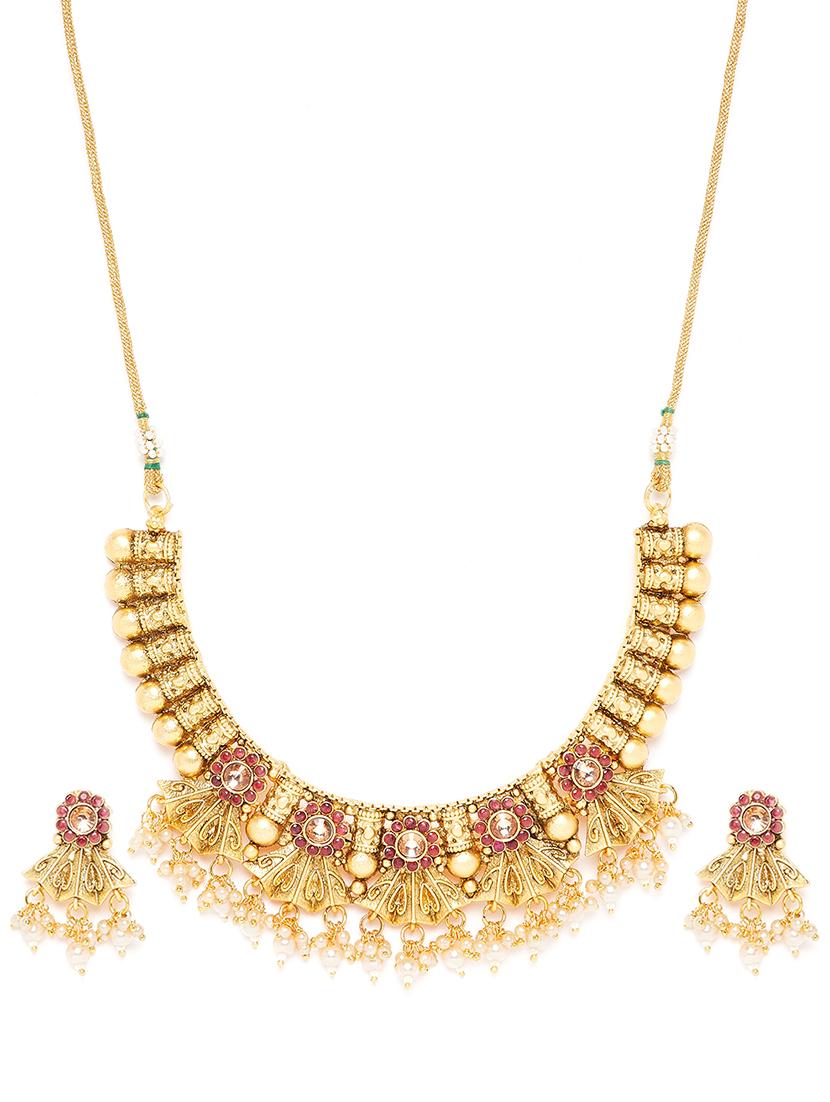 gold metal short necklace - 16811659 - Zoom Image - 4
