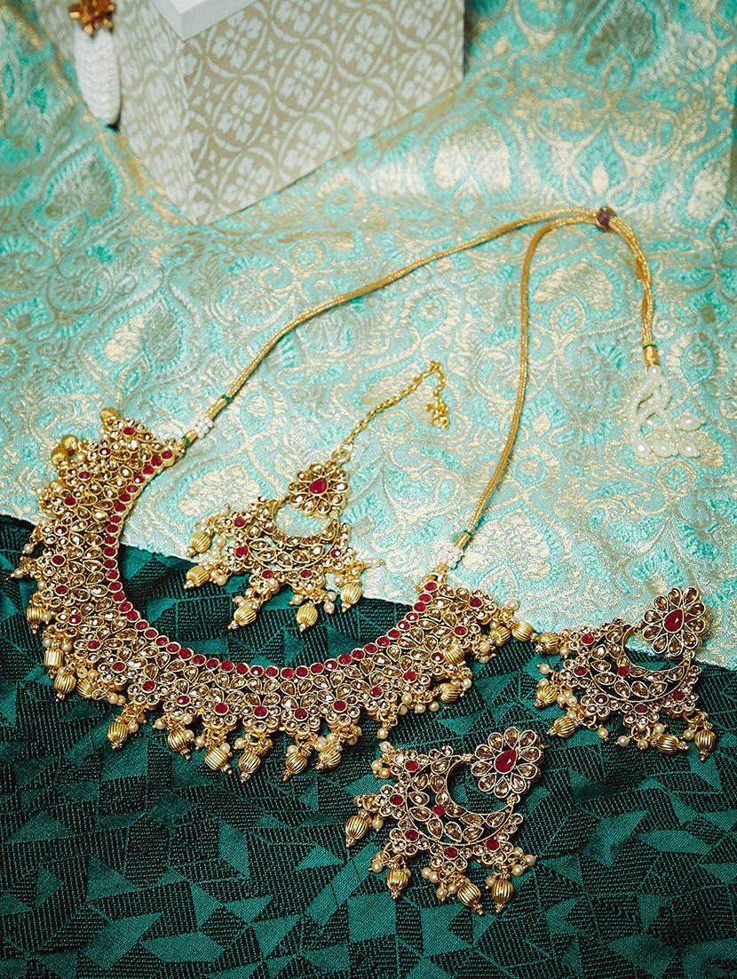 red gold metal choker necklace - 16811661 - Zoom Image - 1