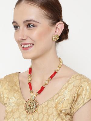red gold metal short necklace - 16811667 - Standard Image - 5