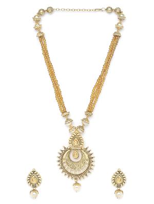 gold metal short necklace - 16811669 - Standard Image - 2