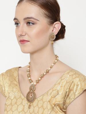 gold metal short necklace - 16811683 - Standard Image - 5