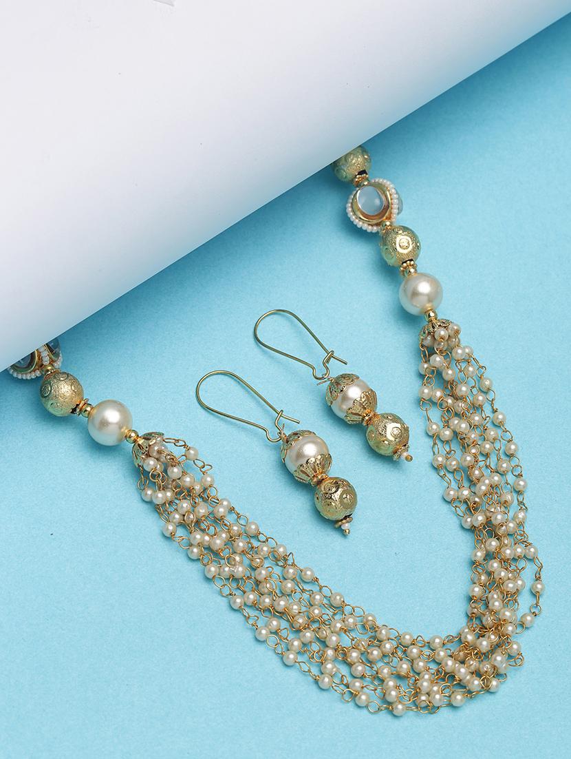 gold metal short necklace - 16811703 - Zoom Image - 1