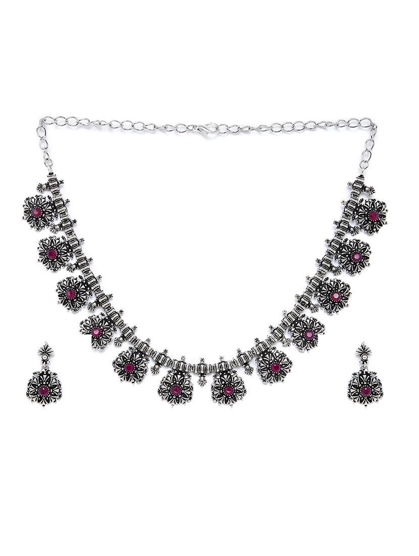 silver brass short necklace - 16811716 - Zoom Image - 3