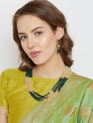 gold metal short necklace - 16811717 - Standard Image - 5