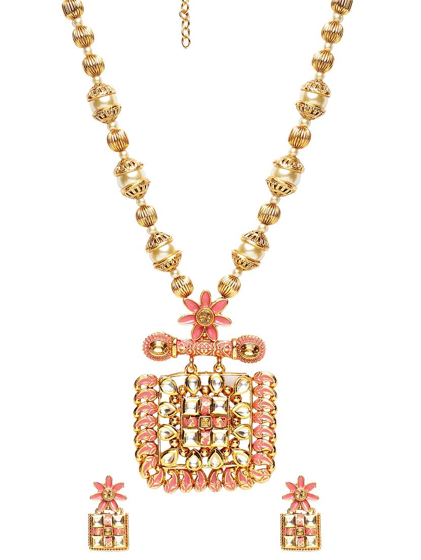 gold metal short necklace - 16811741 - Zoom Image - 1