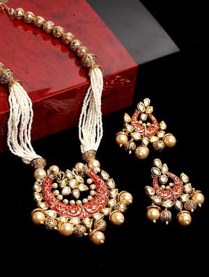 gold metal short necklace - 16811746 - Standard Image - 2