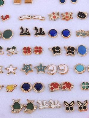 multi colored metal combo's. earring - 16812103 - Standard Image - 3