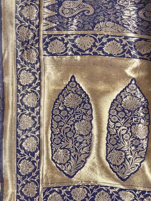self design banarasi saree with blouse - 16817057 - Standard Image - 4