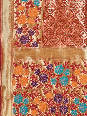 self design banarasi saree with blouse - 16817072 - Standard Image - 4