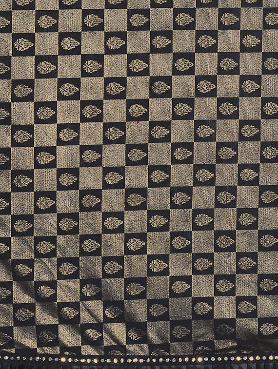 foil printed saree with blouse - 16817704 - Zoom Image - 4