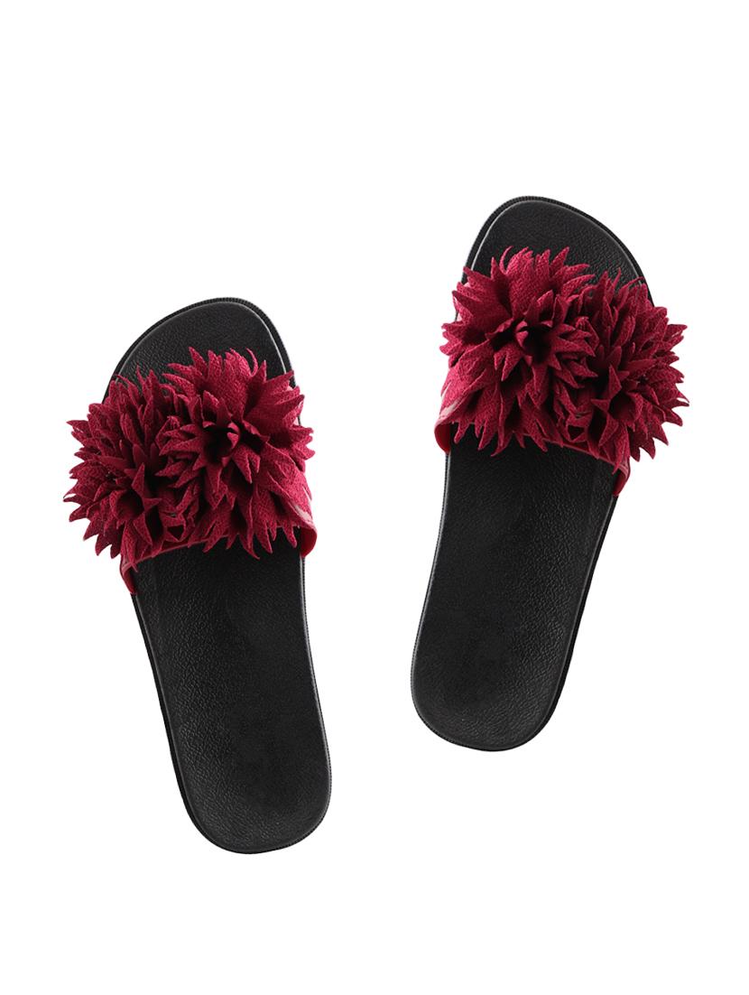red slides flip flops - 16818202 - Zoom Image - 1