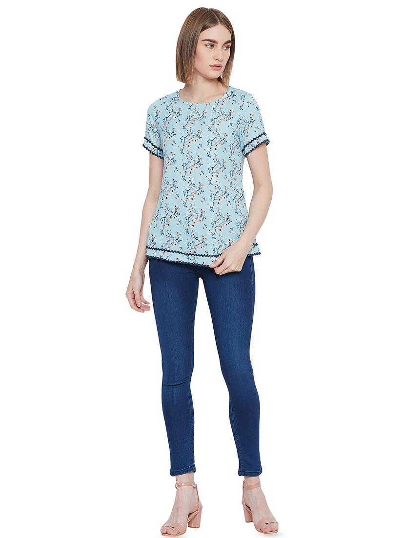 lace detail floral top - 16826099 - Zoom Image - 4