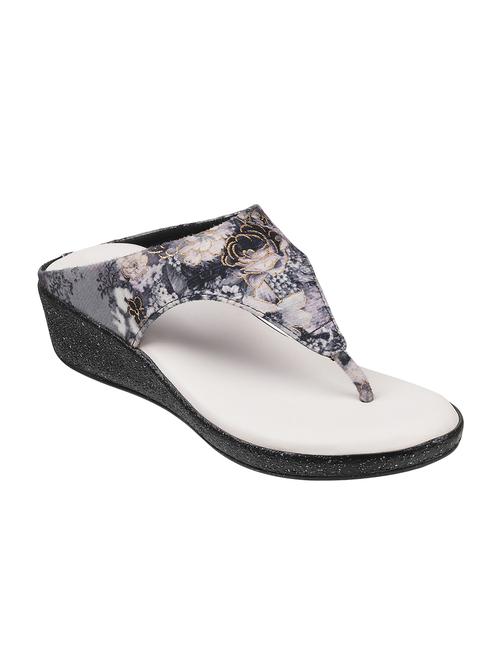 black toe separator sandals - 16828231 - Standard Image - 1