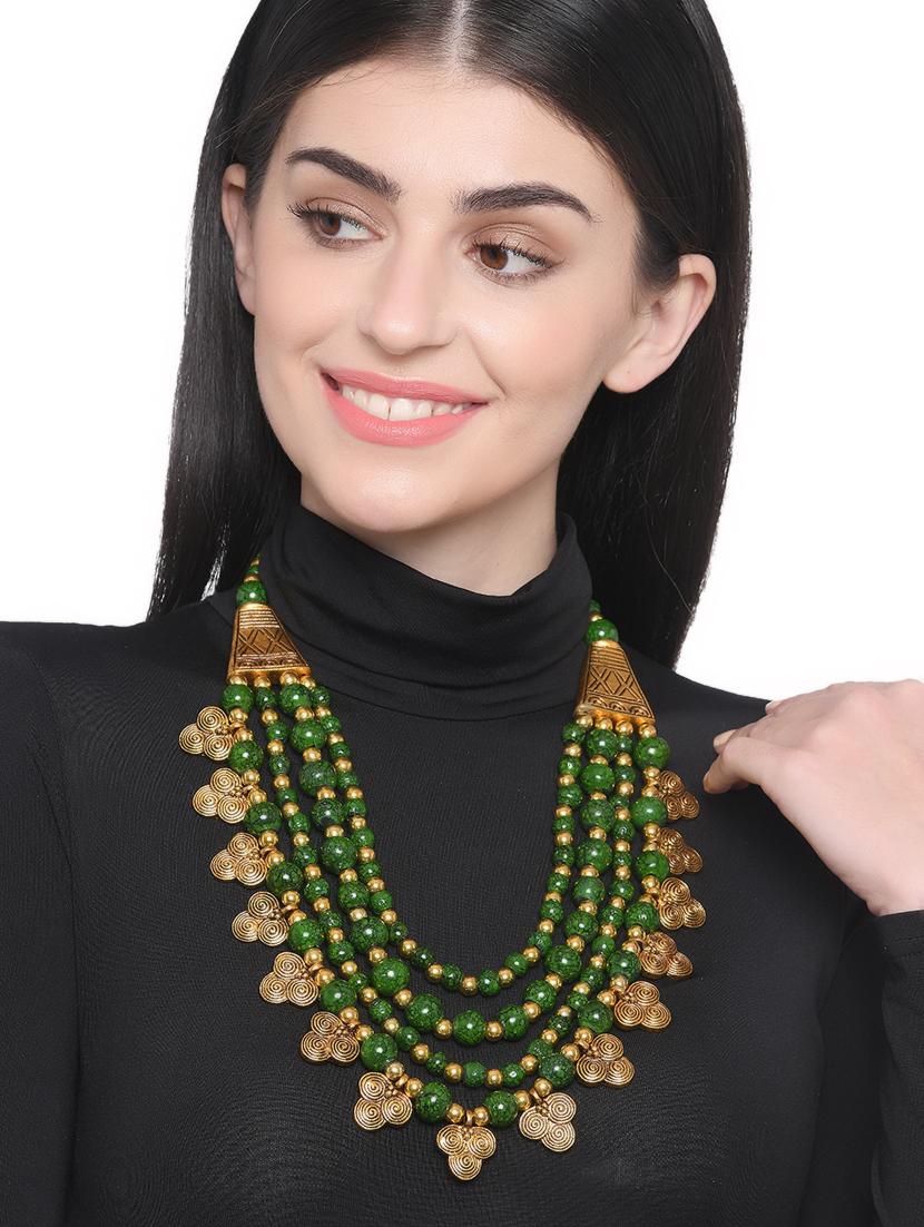 green metal long necklace - 16829891 - Zoom Image - 3