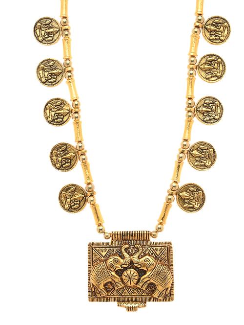 gold metal long necklace - 16829894 -  Standard Image - 0