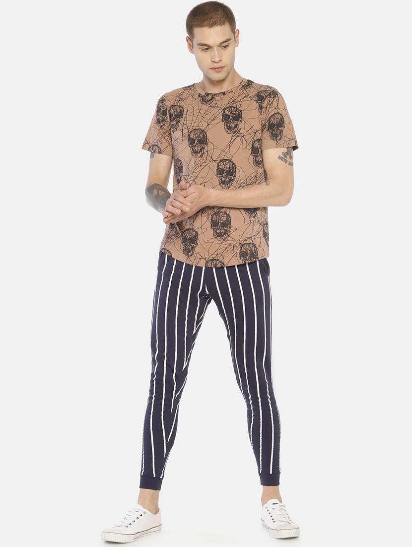 brown all over print t-shirt - 16830684 - Zoom Image - 4